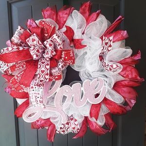 Love Valentine's Day Wreath